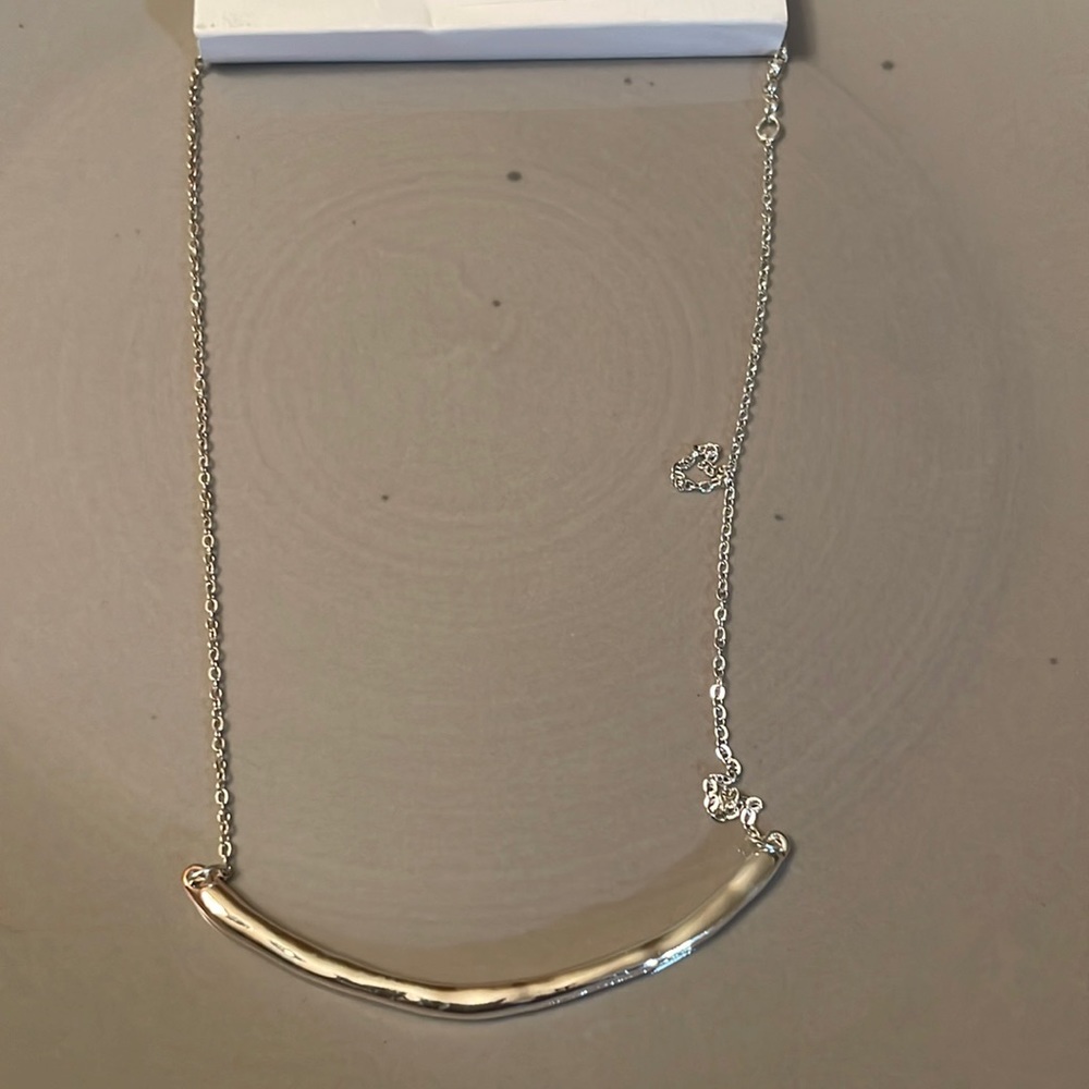 LOFT NECKLACE